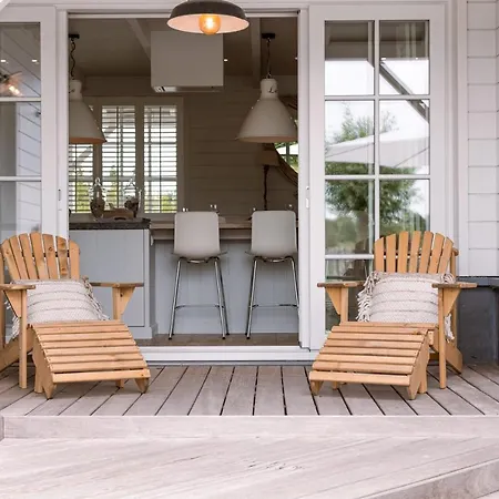 Beautiful And Spacious House With Swimming Pond Sauna And Garden